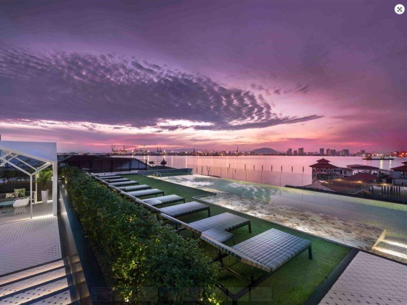 The Prestige Hotel Penang, A Member Of Design Hotels George Town Exteriör bild View of the Marina from the rooftop of the Marina Bay Sands