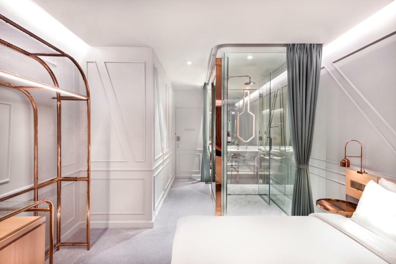 The Prestige Hotel Penang, A Member Of Design Hotels George Town Exteriör bild A room at the hotel