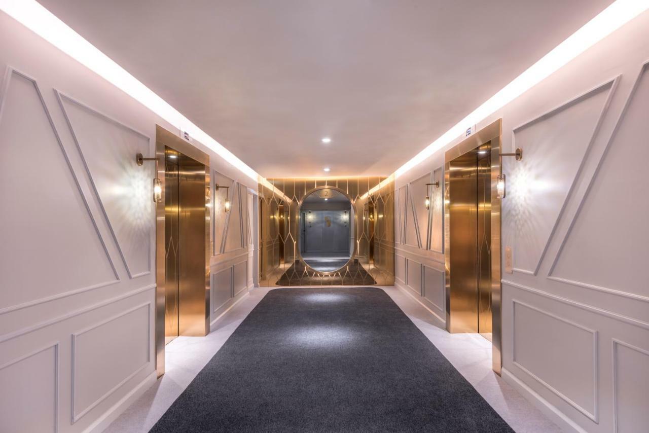 The Prestige Hotel Penang, A Member Of Design Hotels George Town Exteriör bild The elevator lobby